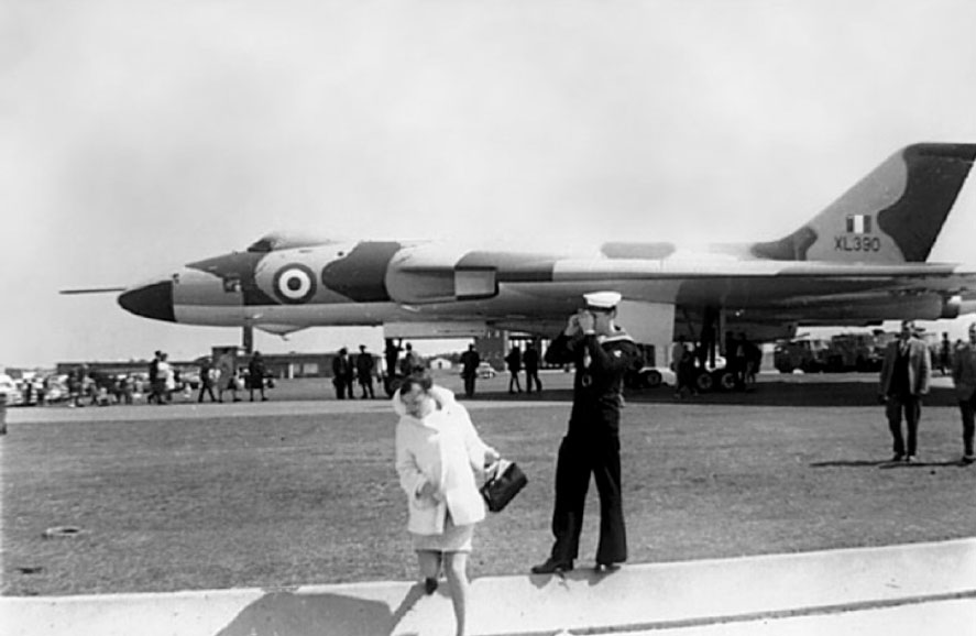 Vulcan XL390 on display at an air show in the UK prior to the accident